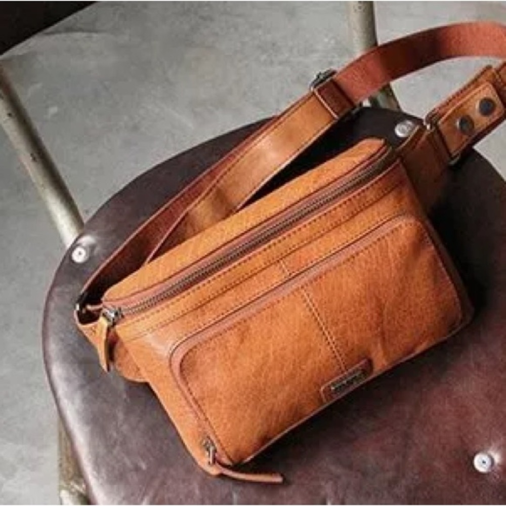 Spikes & Sparrow - Genuine Leather Oregon Hip Bag